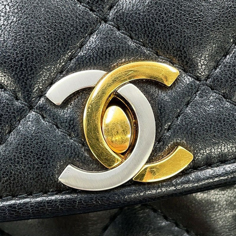 シャネル チェーンショルダーバッグ マトラッセ ココマーク パリ限定 扇形 フラップ CHANEL 黒