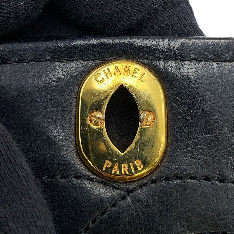 シャネル チェーンショルダーバッグ マトラッセ ココマーク パリ限定 扇形 フラップ CHANEL 黒