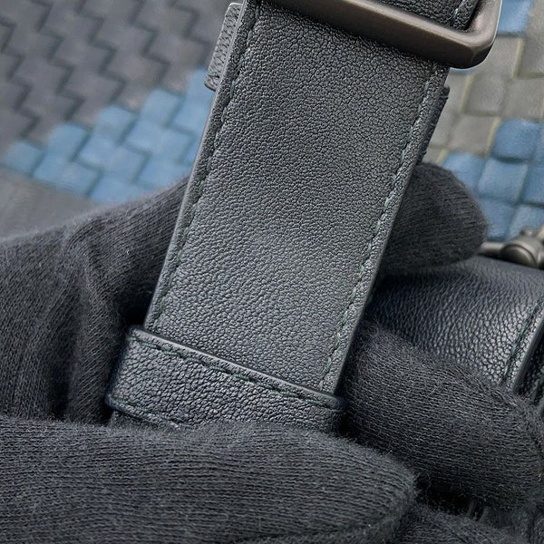 ボッテガヴェネタ ショルダーバッグ イントレチャート クラブ フュメ メッセンジャーバッグ 387302 BOTTEGA VENETA 黒