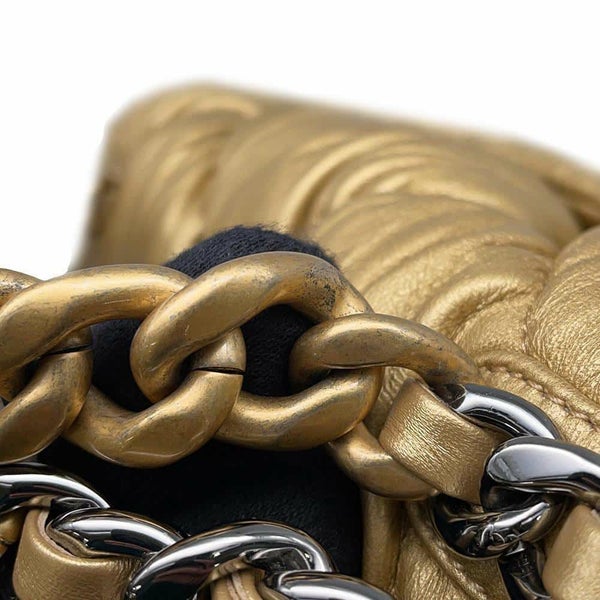 シャネル チェーンショルダーバッグ Chanel 19 レザー CHANEL バッグ ハンドバッグ