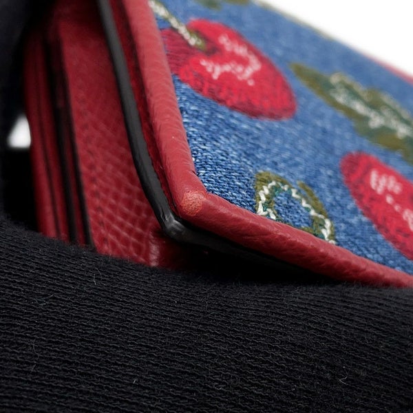 ヴァレンティノ・ガラヴァーニ 二つ折り財布 Vロゴ チェリー デニム コンパクトウォレット  7W2P0AJ3BRJ VALENTINO 財布