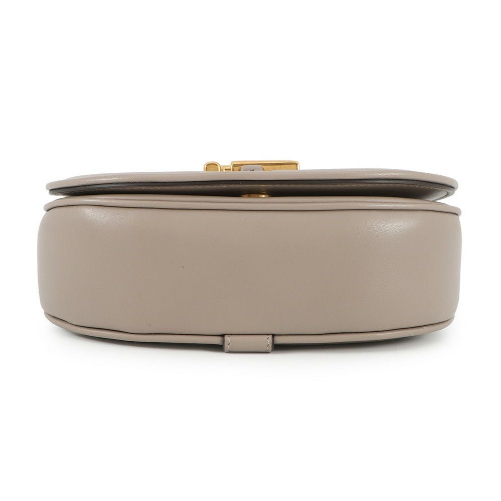 フェンディ 8BS082 カモン スモール レザー グレー ショルダーバッグ 斜め掛け ゴールド金具 FENDI（新品・未使用品） FENDI（フェンディ） ショルダーバッグ C MON SMALL カモン スモール