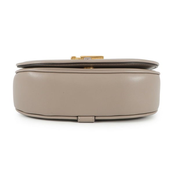 フェンディ ショルダーバッグ カモン スモール レザー 8BS082 FENDI バッグ 2way