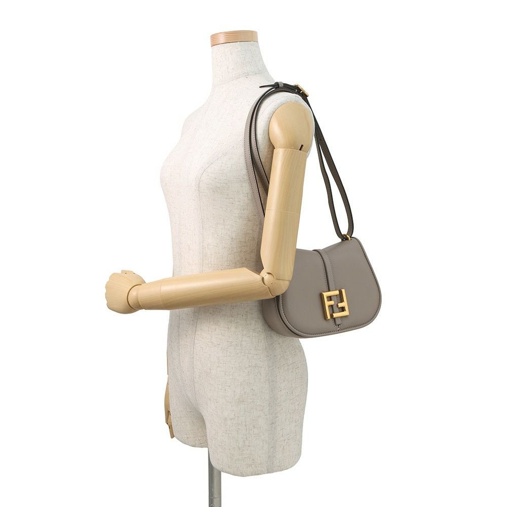 フェンディ ショルダーバッグ カモン スモール レザー 8BS082 FENDI