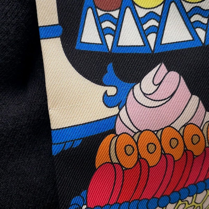 エルメス スカーフ ツイリー ラ パティスリー フランセーズ チャーム HERMES シルク 2023秋冬 ツイリー創立20周年 黒