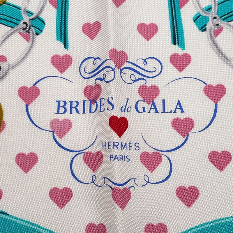 エルメス スカーフ カレ45 ブリッド・ドゥ・ガラ・ラヴ Brides de Gala love HERMES シルク ハート 2017年秋冬