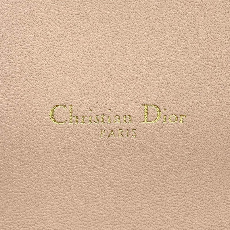 クリスチャン・ディオール チェーンウォレット カロ ポーチ カナージュ カーフスキン S5134UWHC_M413
