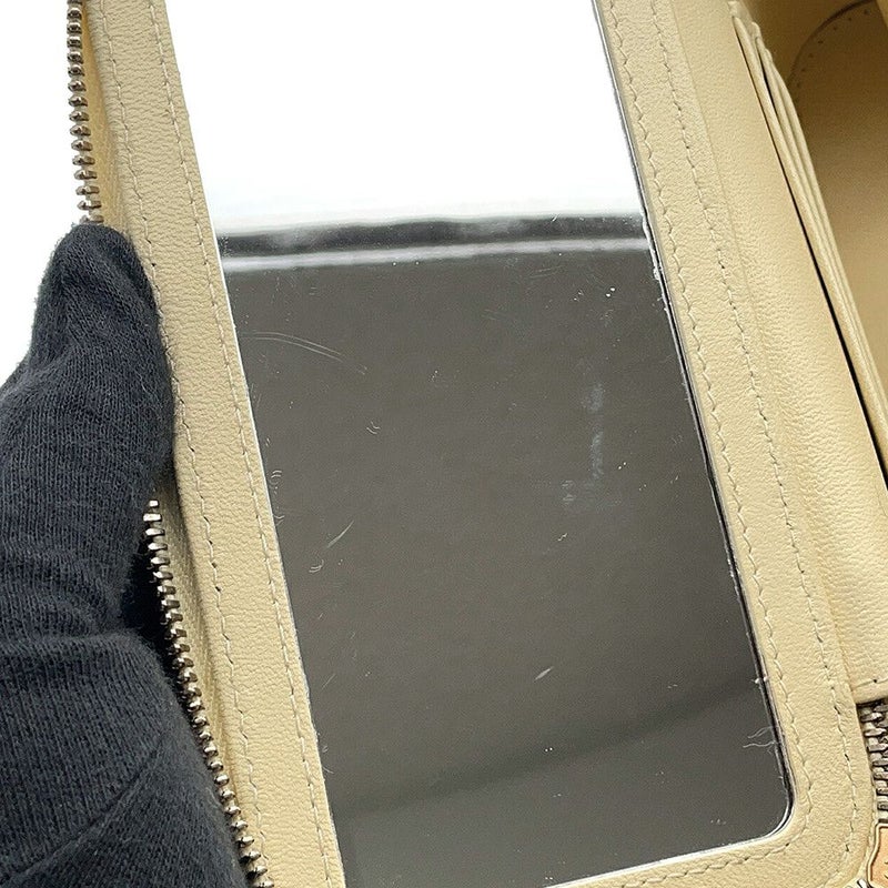 シャネル チェーンショルダーバッグ バニティ ココマーク カメリア マトラッセ ラムスキン AP3301 CHANEL