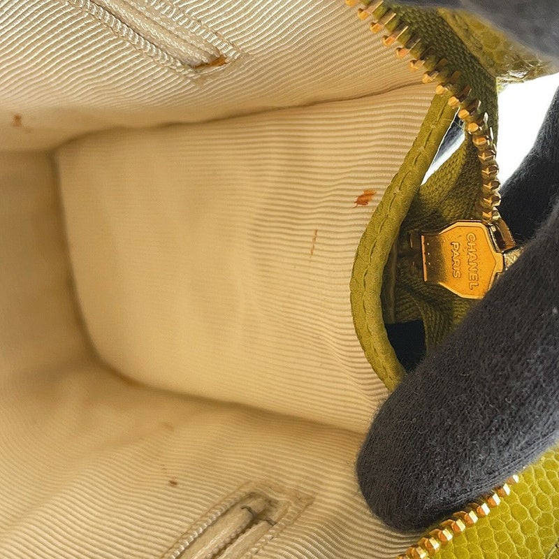 シャネル ウエストバッグ マトラッセ キャビアスキン ウエストポーチミニバック