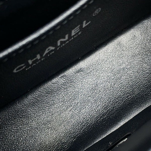 シャネル チェーンショルダーバッグ ココマーク ミニ マトラッセ 20 キャビアスキン A69900 CHANEL ラメ加工 黒