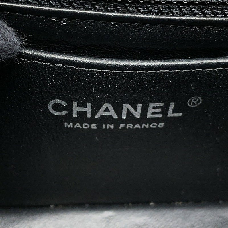 シャネル チェーンショルダーバッグ ココマーク ミニ マトラッセ 20 キャビアスキン A69900 CHANEL ラメ加工 黒