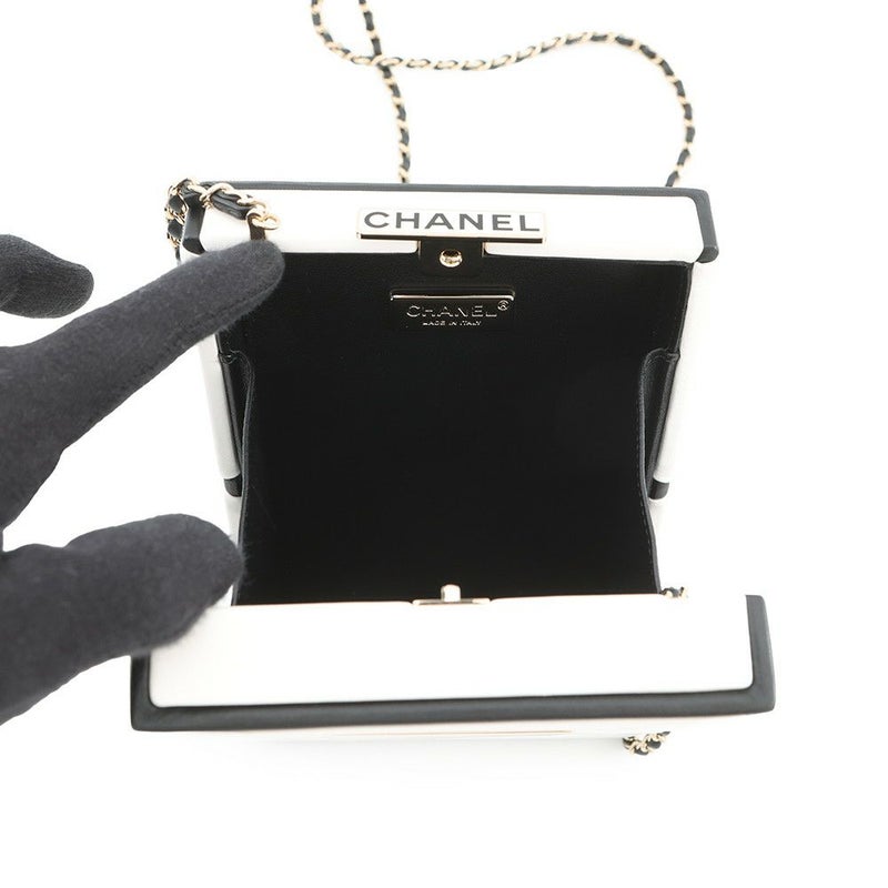 シャネル チェーンショルダーバッグ No5 パフュームボックス CHANEL 白