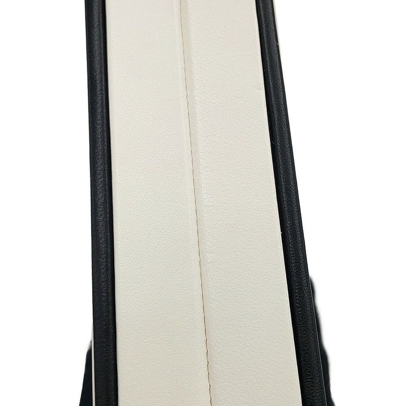 シャネル チェーンショルダーバッグ No5 パフュームボックス CHANEL 白