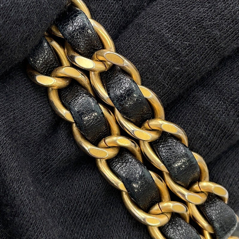 シャネル チェーンショルダーバッグ ココマーク マトラッセ ラムスキン AS5259 CHANEL 黒