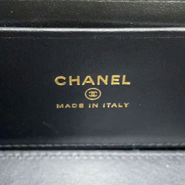 シャネル チェーンショルダーバッグ バニティケース ココマーク マトラッセ キャビアスキン AP1341 CHANEL 黒