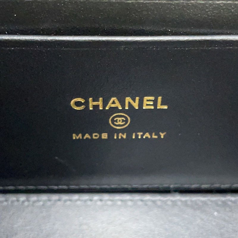 シャネル チェーンショルダーバッグ バニティケース ココマーク マトラッセ キャビアスキン AP1341 CHANEL 黒