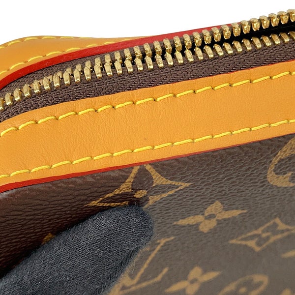 ルイヴィトン ショルダーバッグ モノグラム・ストライプ LVスクエアード トリオ・メッセンジャー M45965 NIGOコラボ