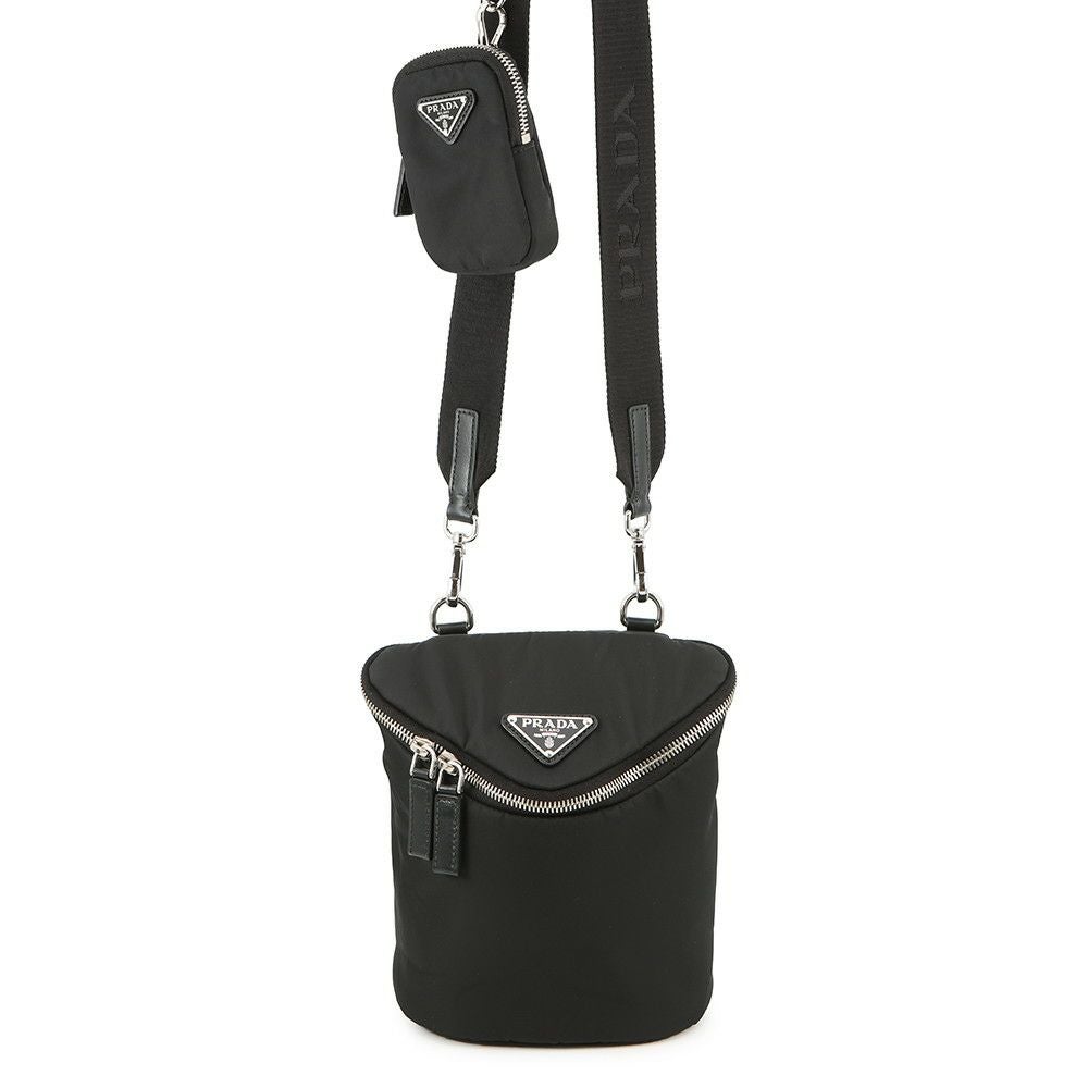 プラダ ショルダーバッグ Re-Nylon トライアングルロゴ ナイロン