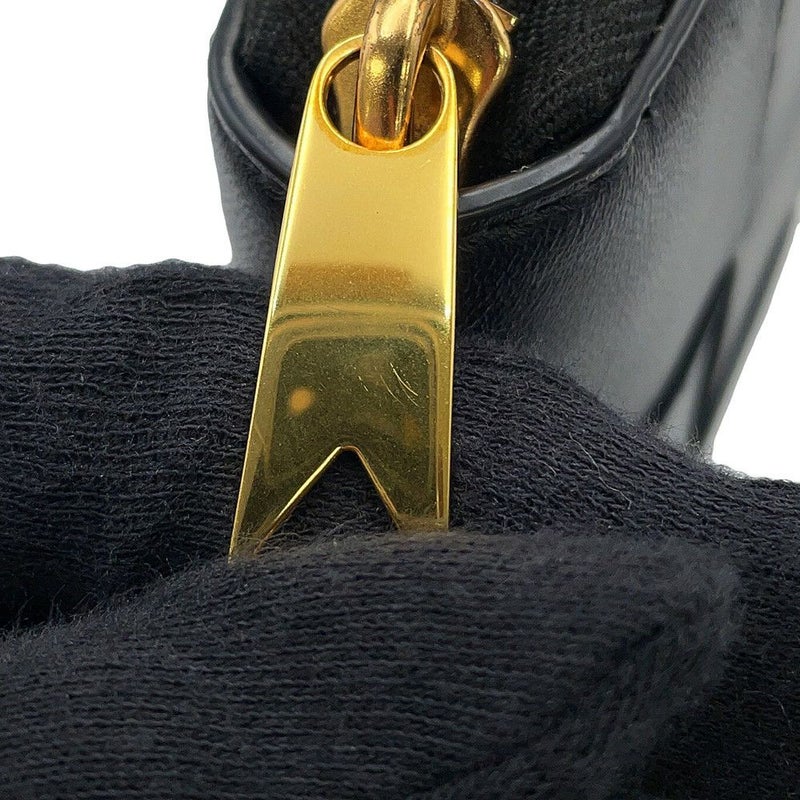 ボッテガヴェネタ 二つ折り財布 マキシイントレチャート カセット ラウンドジップ ラムスキン 749461 黒