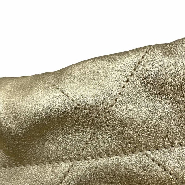 シャネル ハンドバッグ シャネル22 スモール マトラッセ ココマーク メタリックカーフレザー AS3261 ショルダーバッグ