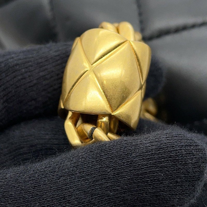 シャネル チェーンショルダーバッグ マトラッセ ココマーク ラムスキン AS3393 CHANEL 黒