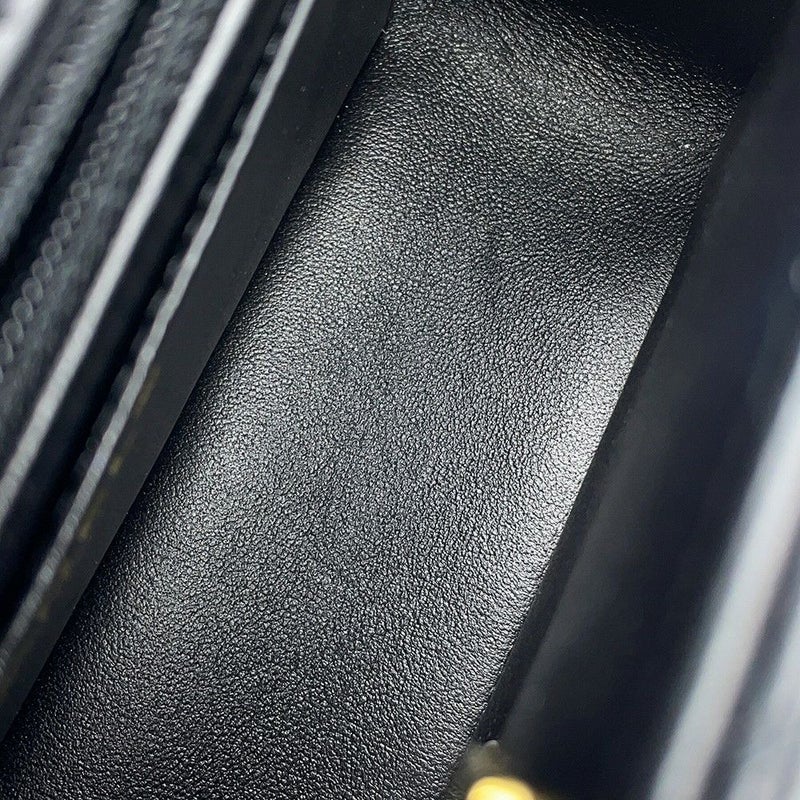 シャネル チェーンショルダーバッグ マトラッセ ココマーク トップハンドル ミニ ラムスキン AS2431 黒