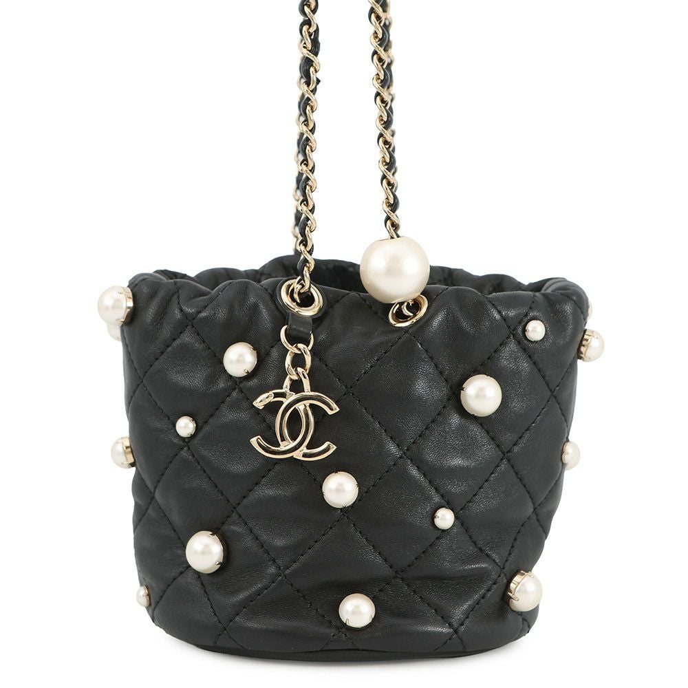 本物！未使用 レア　CHANEL　シャネル パール バッグ シャネル チェーンショルダーバッグ マトラッセ ココマーク ラムスキン