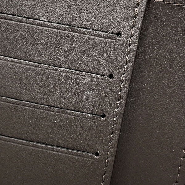 ルイヴィトン 三つ折り財布 トリヨンレザー ポルトフォイユ・カプシーヌ コンパクト M62159 財布