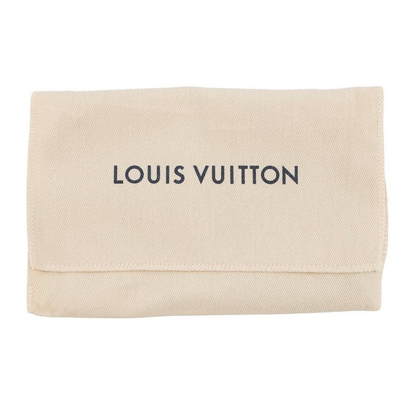 ルイヴィトン 三つ折り財布 トリヨンレザー ポルトフォイユ・カプシーヌ コンパクト M62159 財布