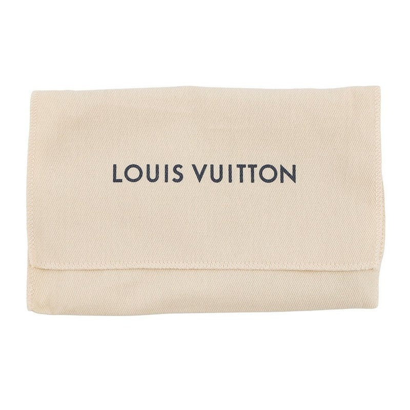 ルイヴィトン 三つ折り財布 トリヨンレザー ポルトフォイユ・カプシーヌ コンパクト M62159 財布