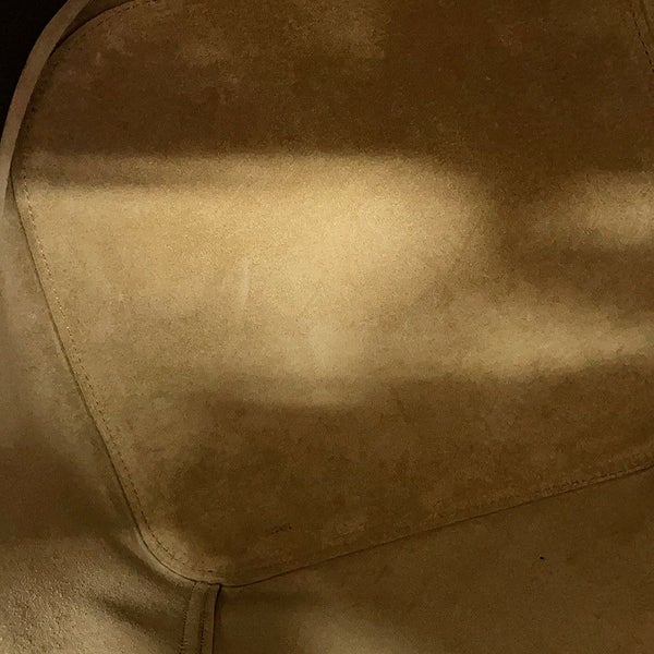 ロエベ トートバッグ ペブル バケットバッグ ラージ メローカーフレザー BANBBBHX03 LOEWE