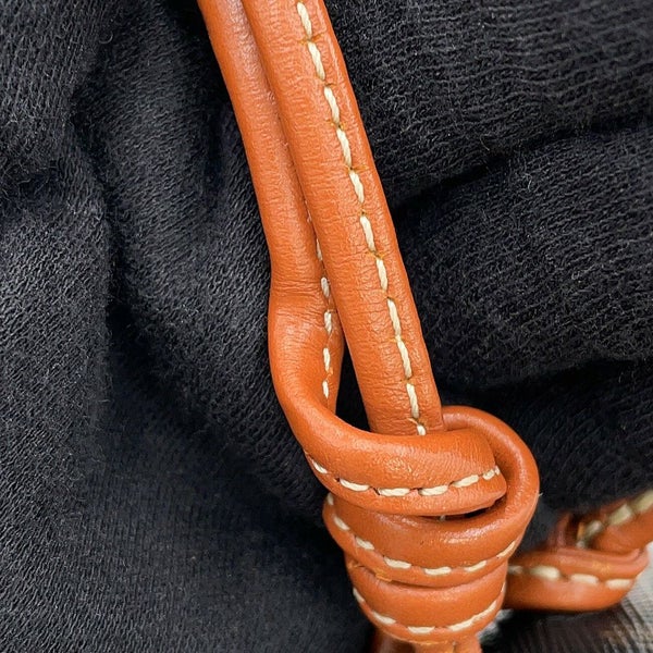 セリーヌ ショルダーバッグ トリオンフ ミニ トライアングル 195902 CELINE ポシェット