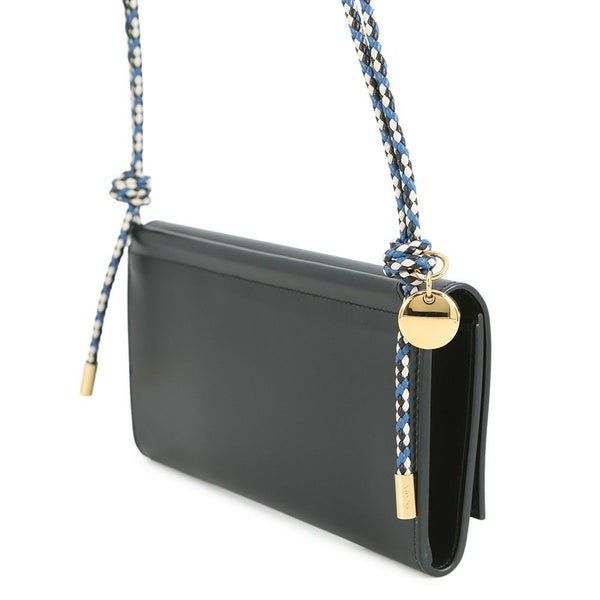 プラダ ショルダーウォレット  トライアングルロゴ ショルダーストラップ付き ウォレット レザー 1MT027 PRADA 財布 黒