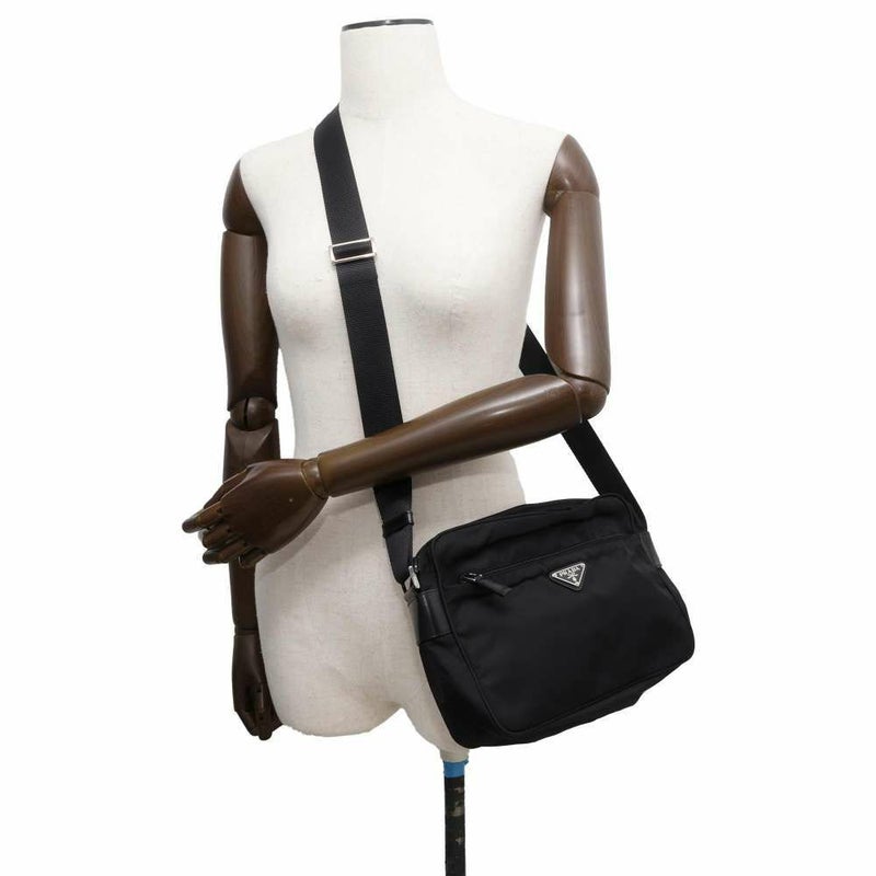 プラダ ショルダーバッグ ナイロン PRADA バッグ 斜め掛け 黒