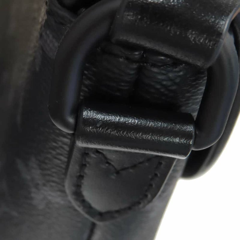 ルイヴィトン ショルダーバッグ モノグラム・エクリプス リバース パルス・ウェアラブル ウォレット M12806 黒 ブラック