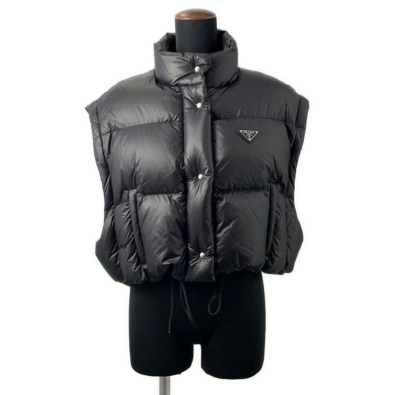 プラダ ダウンジャケット クロップド ベスト/ジャケット トライアングルロゴ レディースサイズ40 291805 PRADA アウター 黒