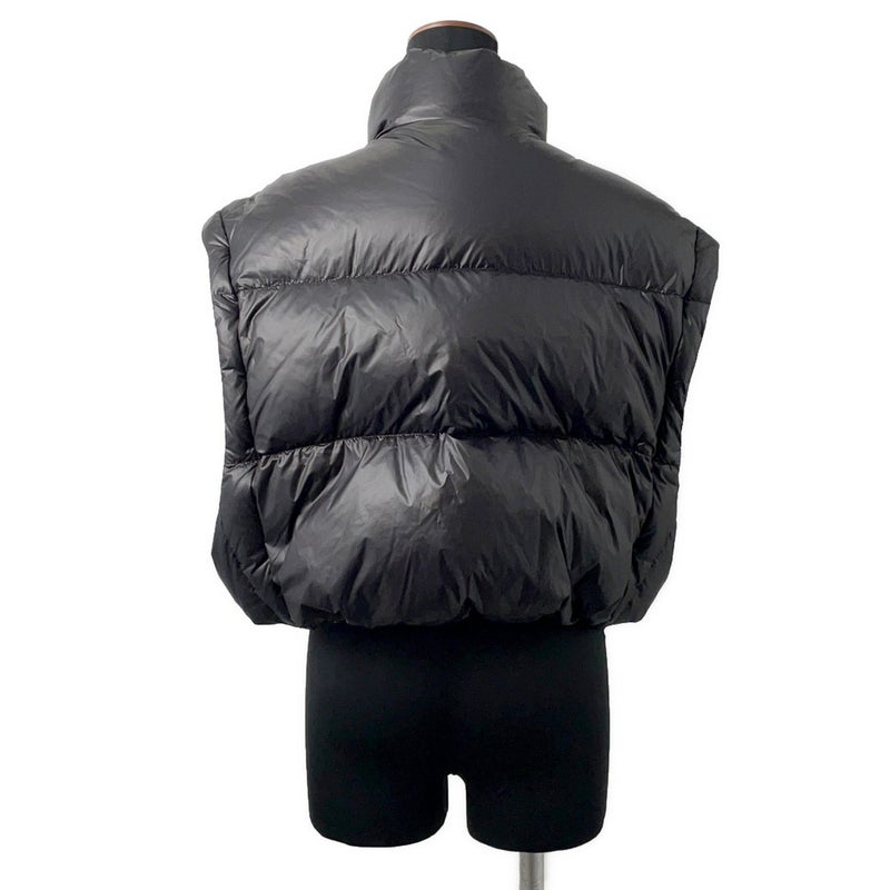 プラダ ダウンジャケット クロップド ベスト/ジャケット トライアングルロゴ レディースサイズ40 291805 PRADA アウター 黒