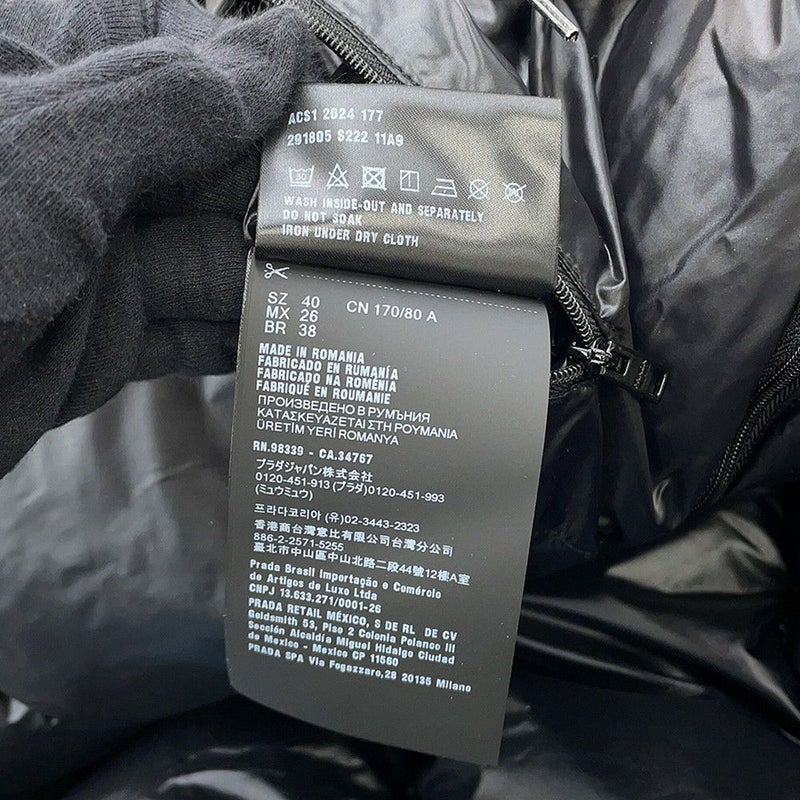 プラダ ダウンジャケット クロップド ベスト/ジャケット トライアングルロゴ レディースサイズ40 291805 PRADA アウター 黒
