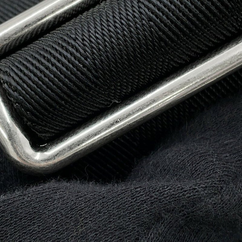 バーバリー ショルダーバッグ エンボスチェック メッセンジャーバッグ カーフレザー 81019221 BURBERRY 黒