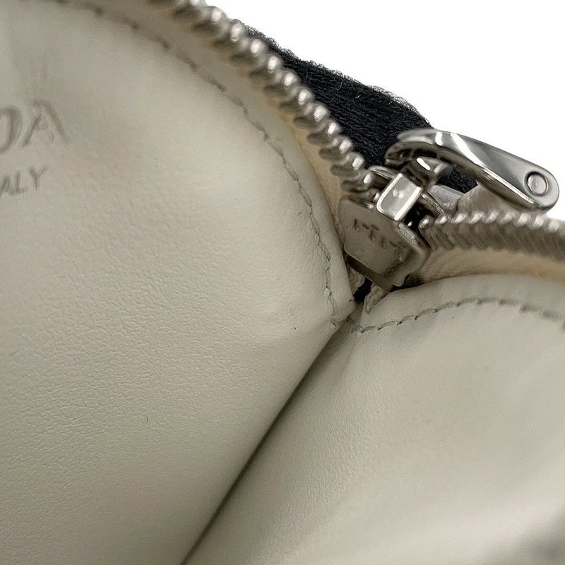 プラダ コインケース トライアングルロゴ レザー 1MM006 PRADA 白 小銭入れ