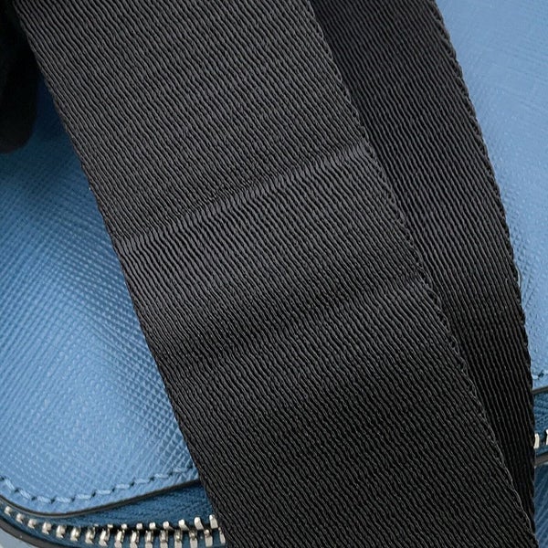 プラダ ボディバッグ トライアングルロゴ ブリック サフィアーノレザー 2VZ106 PRADA