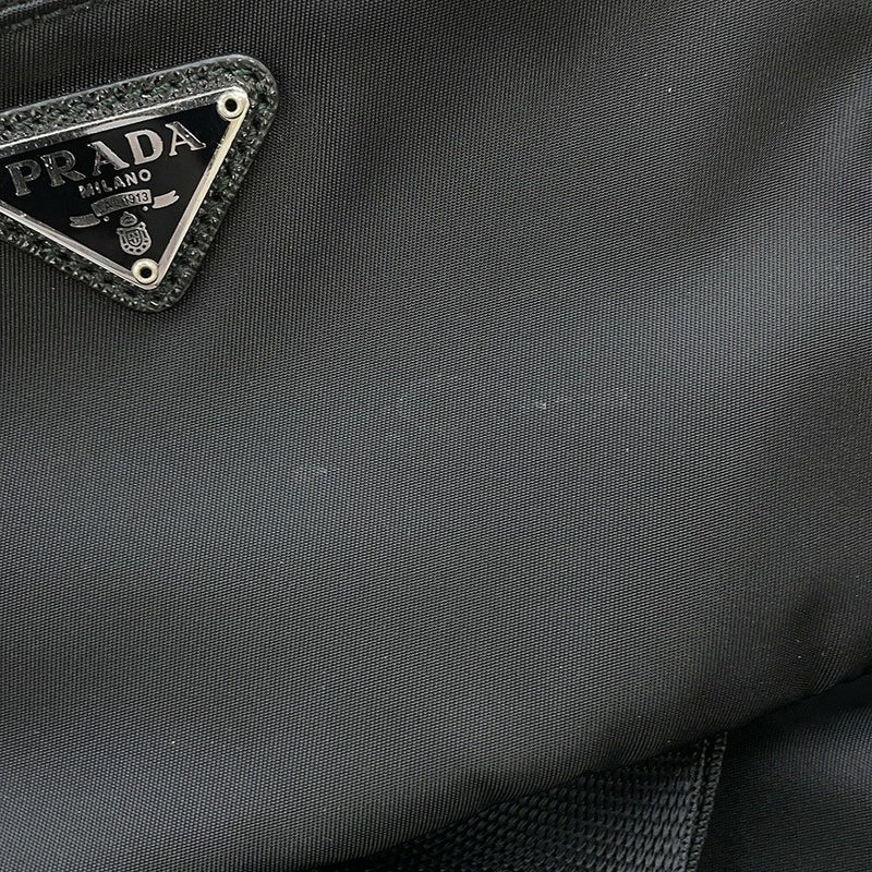プラダ リュック ミディアム Re-Nylon バックパック ナイロン 1BZ811 PRADA リュックサック バッグ 黒