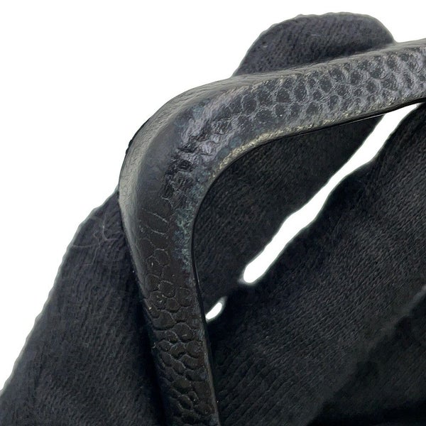 シャネル iPhoneケース マトラッセ ココマーク カードケース付き キャビアスキン AP3553 iPhone14pro対応 黒