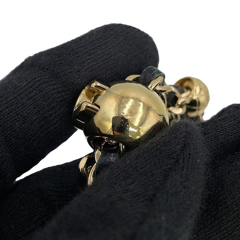 シャネル iPhoneケース マトラッセ ココマーク カードケース付き キャビアスキン AP3553 iPhone14pro対応 黒